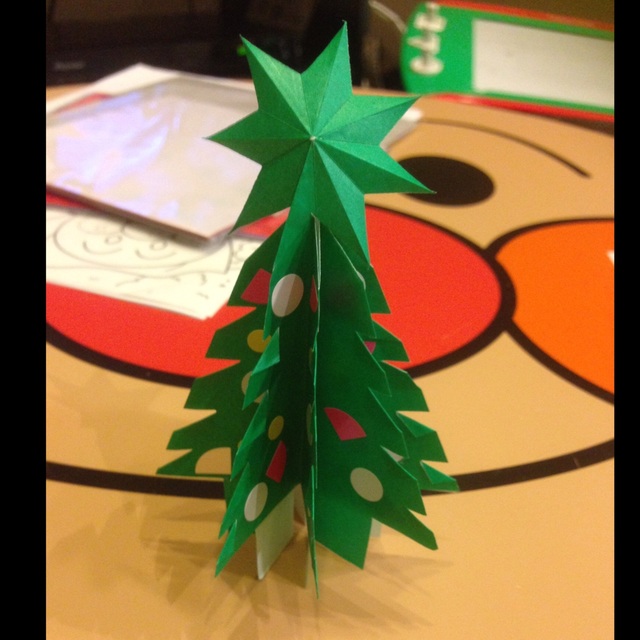 【みんなの投稿】【クリスマスツリー】