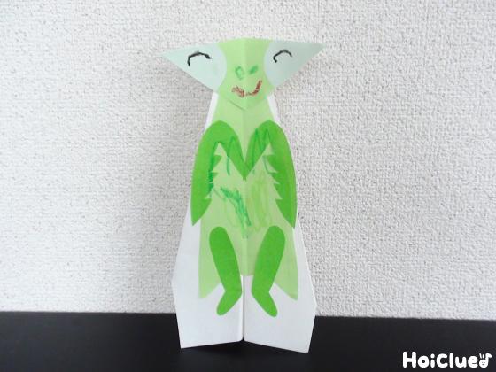 カマキリひこうき〜ビュンビュン飛ばそう紙ひこうき〜