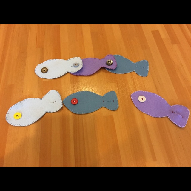 【みんなの投稿】お魚のボタンつなぎ