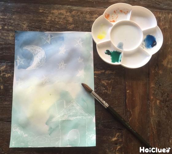 白色クレヨンではじき絵〜浮かび上がる絵がおもしろい製作遊び〜