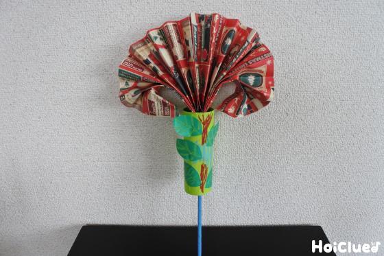 パッと開くびっくりお花〜プレゼントにもうれしい仕掛けおもちゃ〜