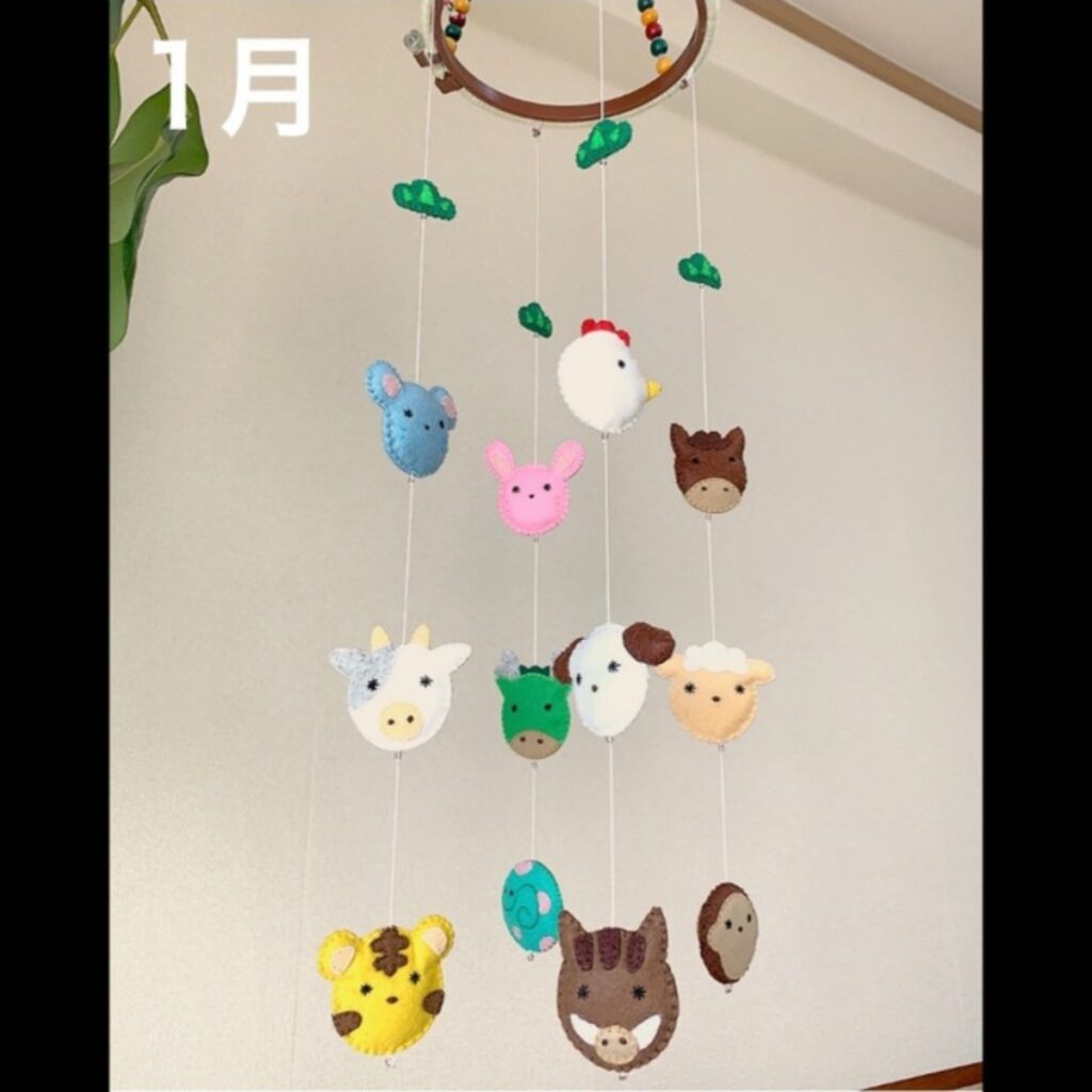 【みんなの投稿】✂︎季節のモビール (1月用)