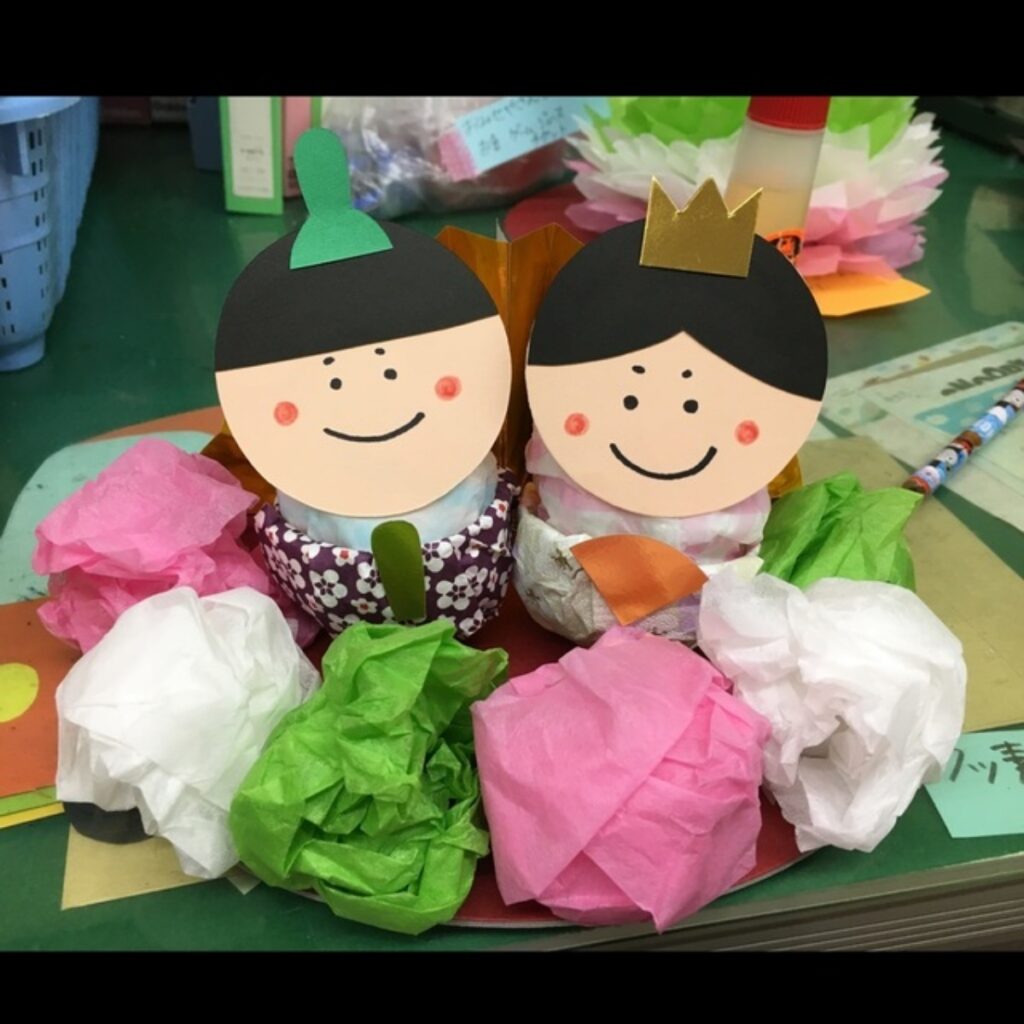 【みんなの投稿】◎雛人形(3歳児、見本)