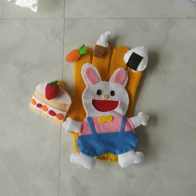 【みんなの投稿】手袋シアター くいしんぼうのうさぎ