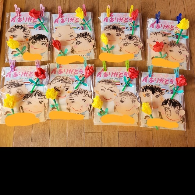 【みんなの投稿】父の日母の日プレゼント製作　２歳児