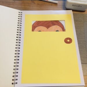 ドアの向こうに誰がいる？